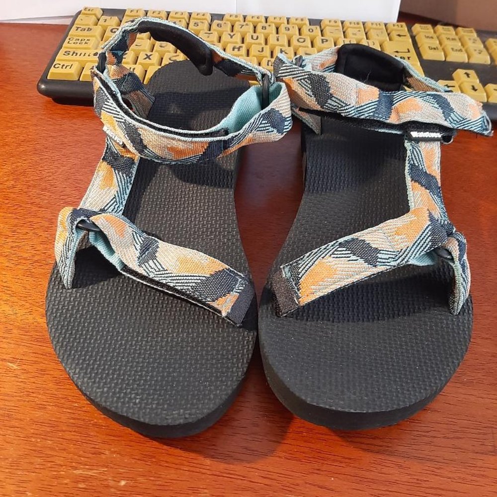 NEW ! WateLves Sport Hiking Sandals Arch Support Walking